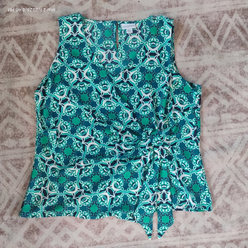 Teal & White Geometric Tie-Front Top